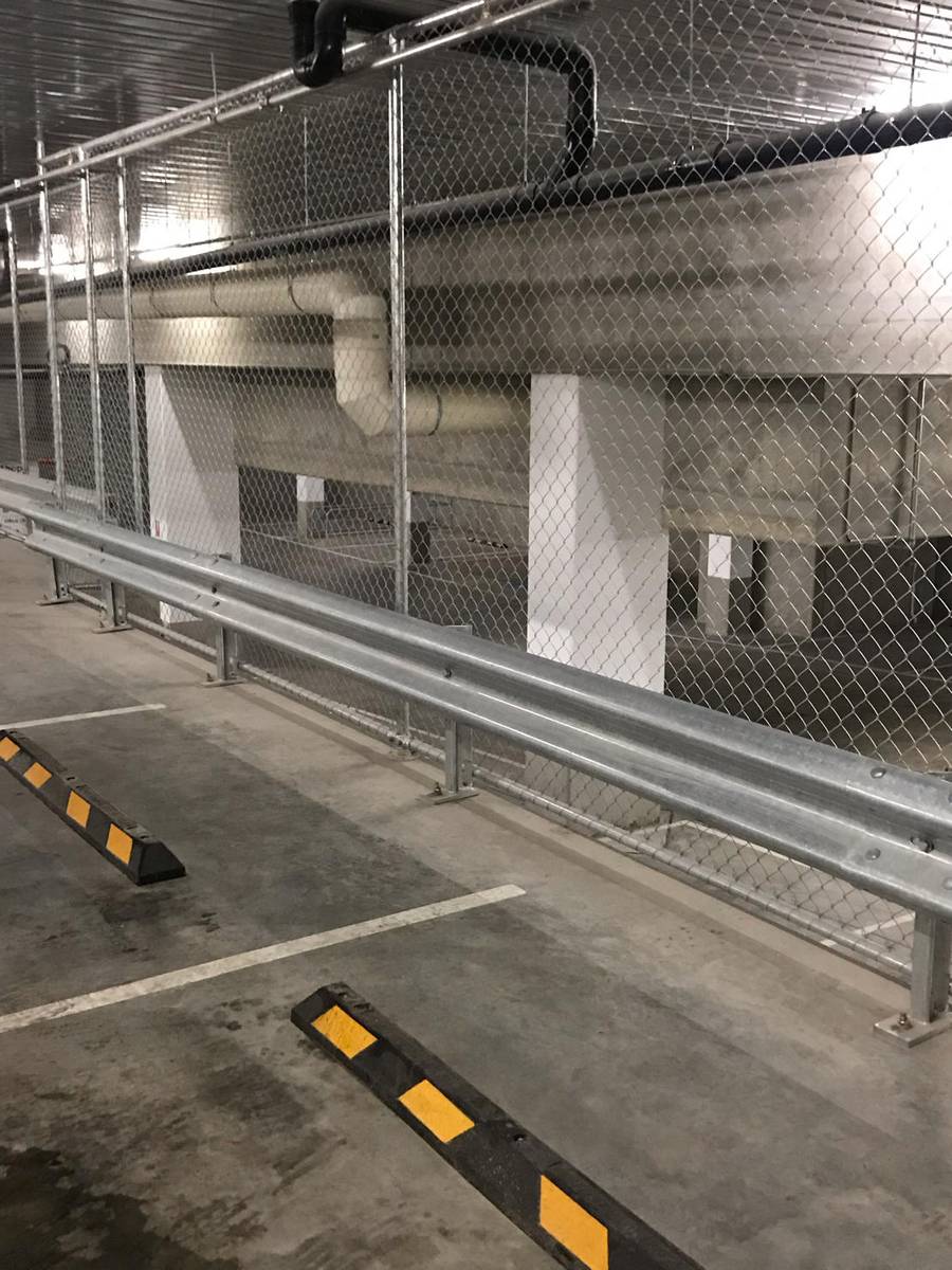 Wire mesh partitioning